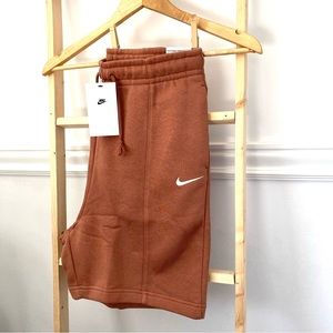 Nike Women's Shorts Sportswear Essential Fleece High Rise